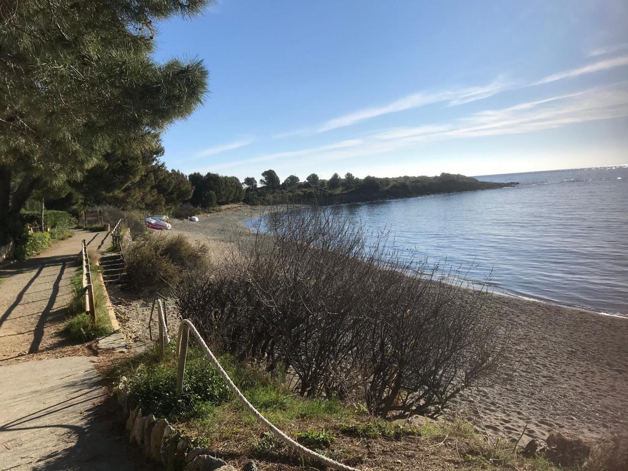 Stunning Sea Views From Luxury 4 Bed Apartment Close To Beach At Cap Ras Llança Zewnętrze zdjęcie